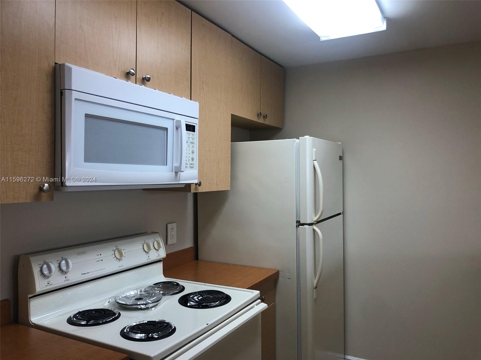 8160 GENEVA WAY # 417