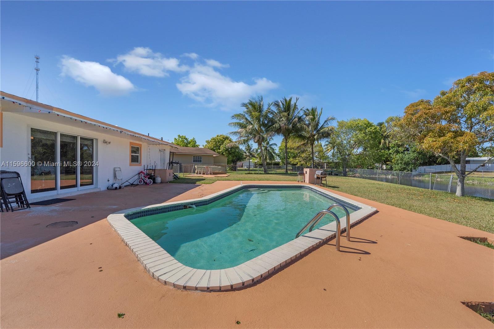 20831 NW Miami Ct