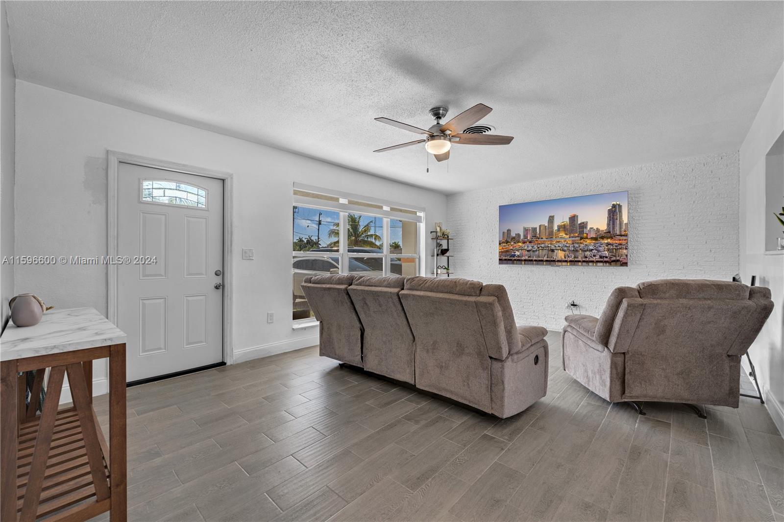 20831 NW Miami Ct