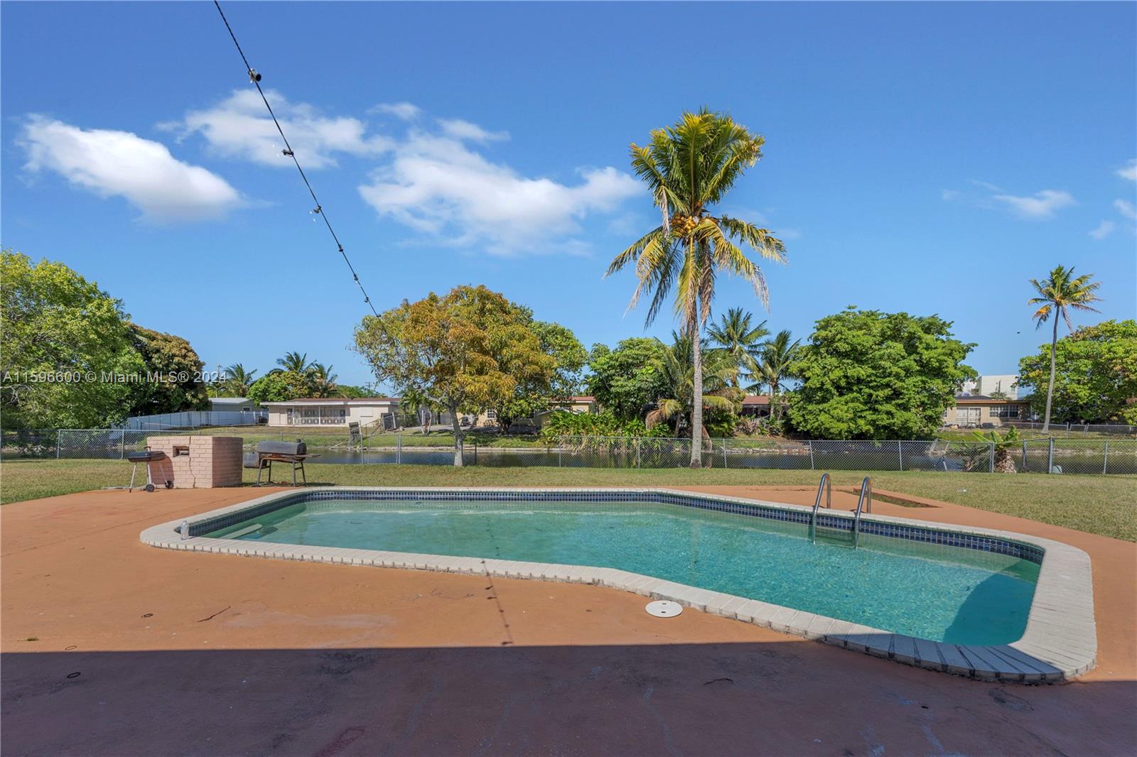 20831 NW Miami Ct
