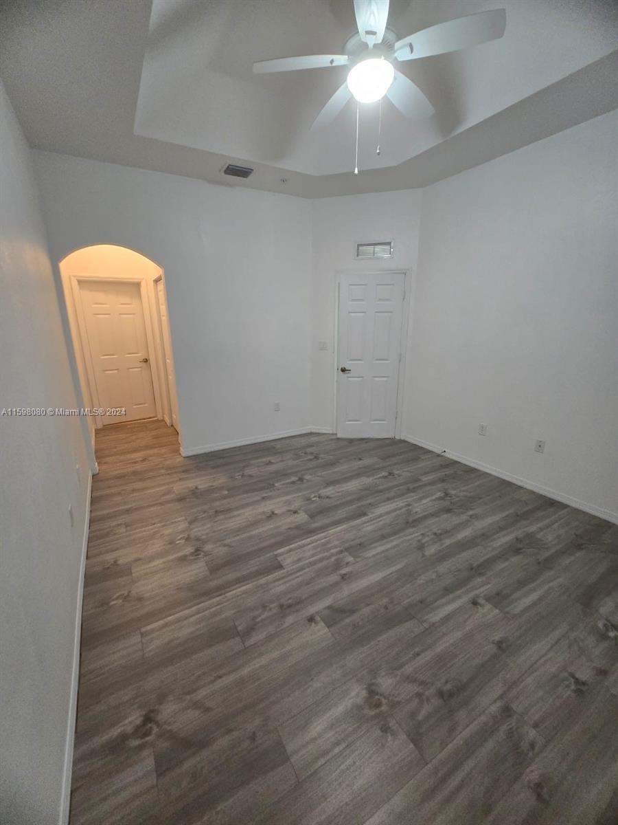 10885 NW 89th Ter # 212