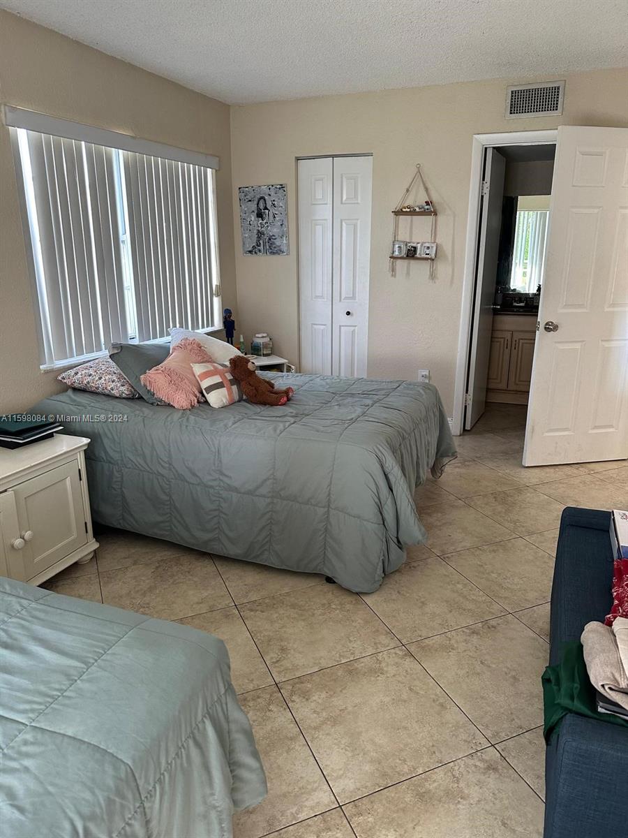 10785 SW 108th Ave # 301