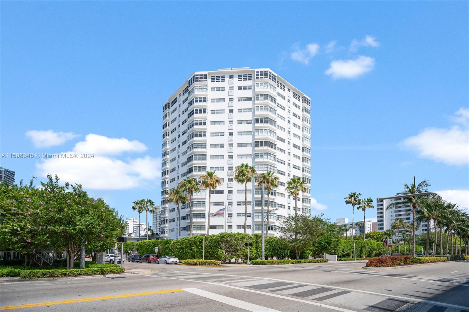 1881 Washington Ave # 6D