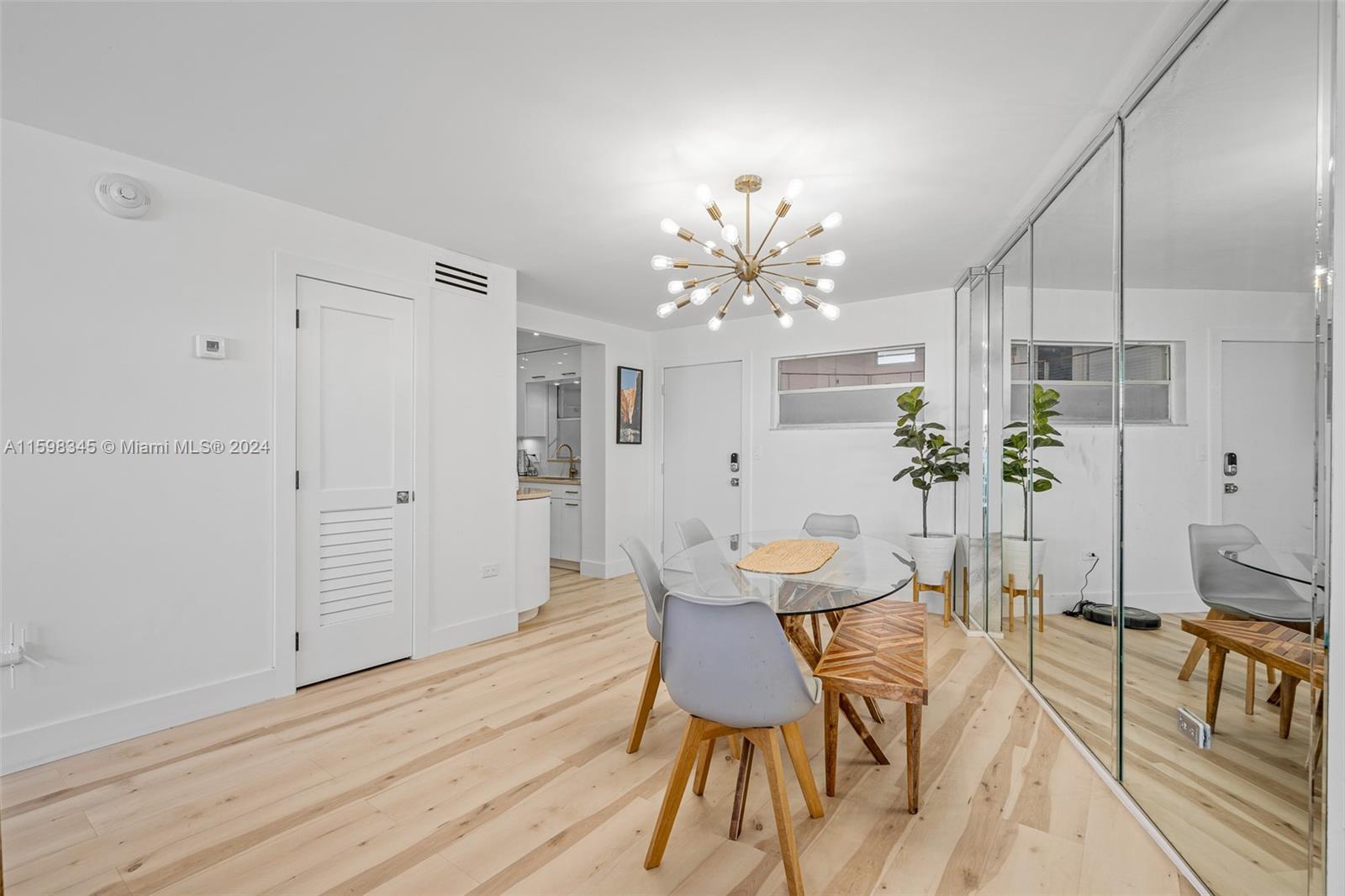1881 Washington Ave # 6D