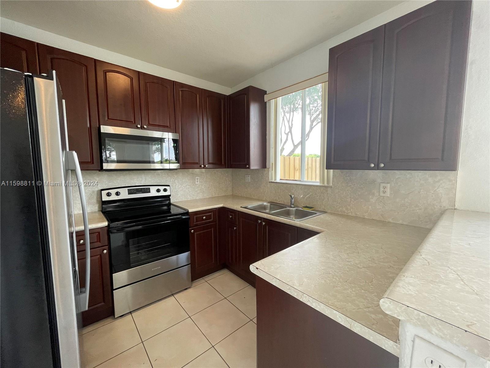 2744 SE 15th Pl # 136