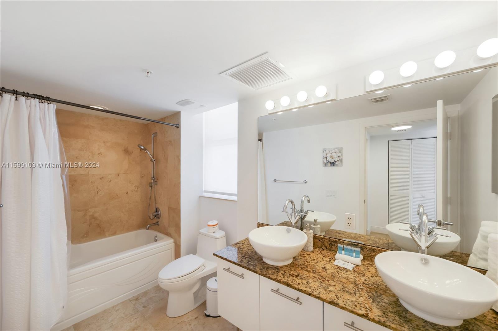 41 SE 5th St # 817