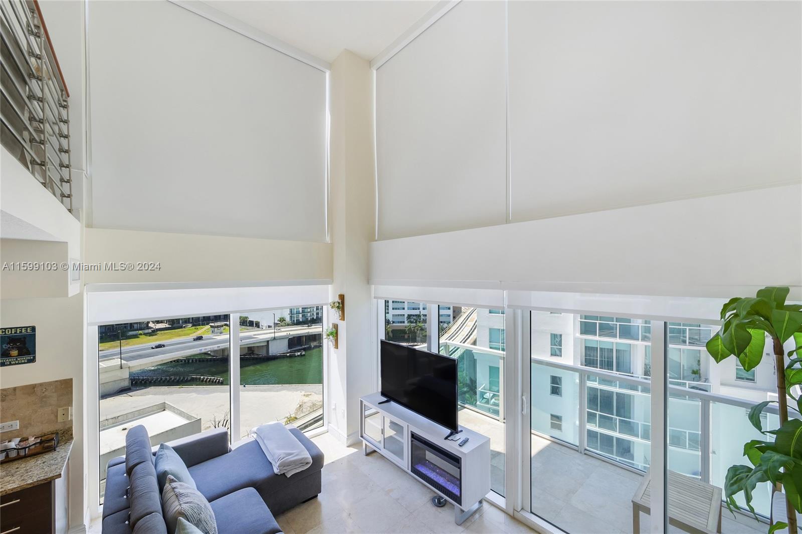 41 SE 5th St # 817