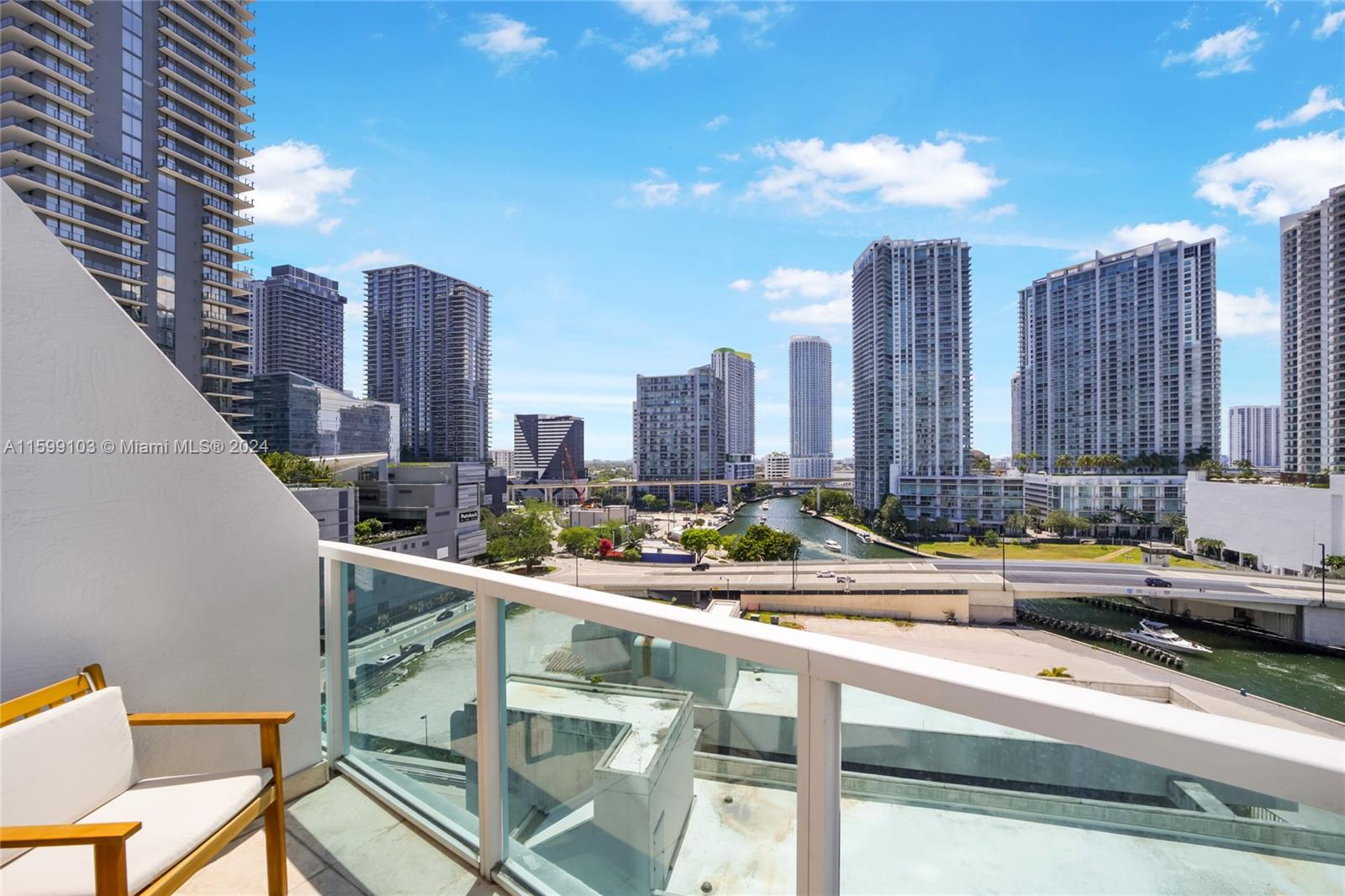 41 SE 5th St # 817