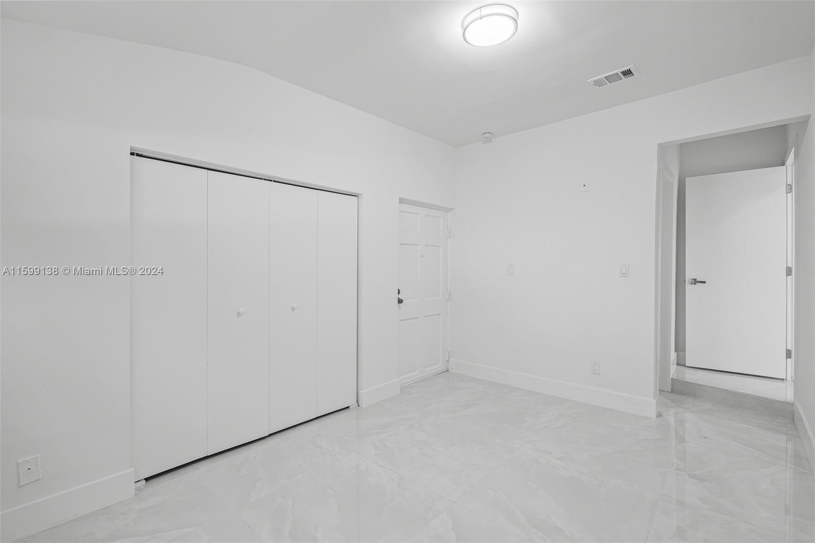 1341 SW 43rd Ave