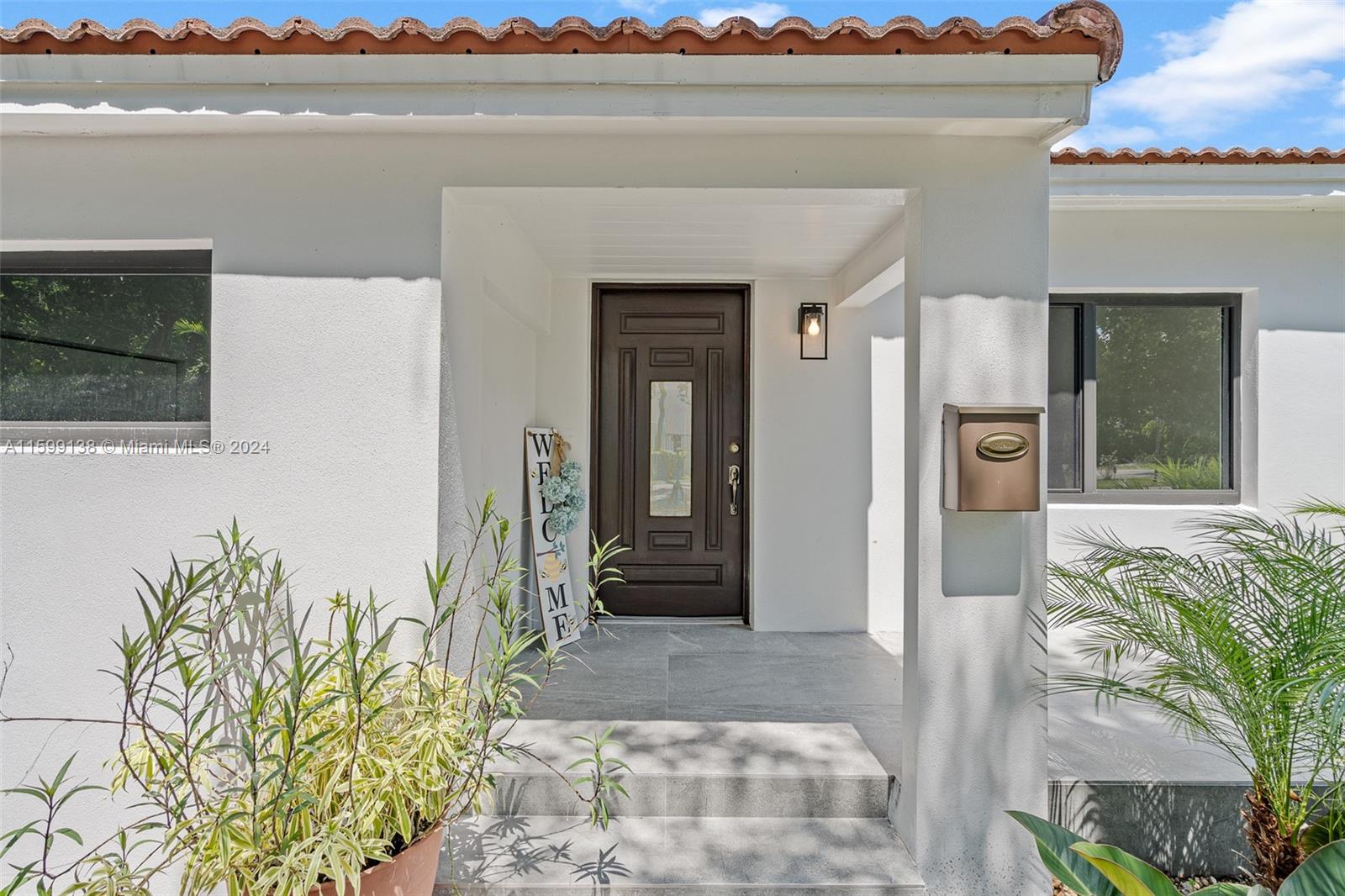 1341 SW 43rd Ave