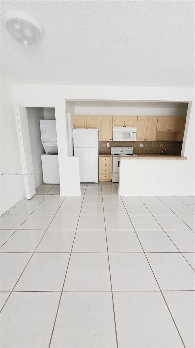 4570 NW 79th Ave # 2A