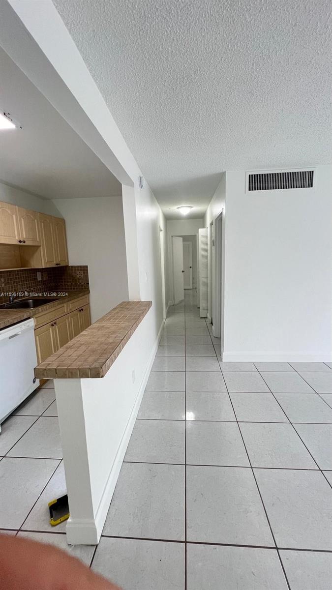 4570 NW 79th Ave # 2A