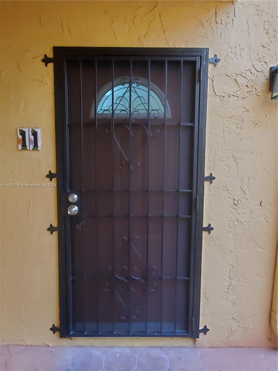 10885 NW 7 # 33 Unit: 11-33