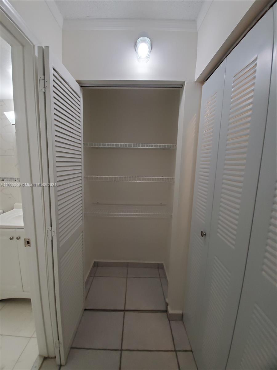 10885 NW 7 # 33 Unit: 11-33