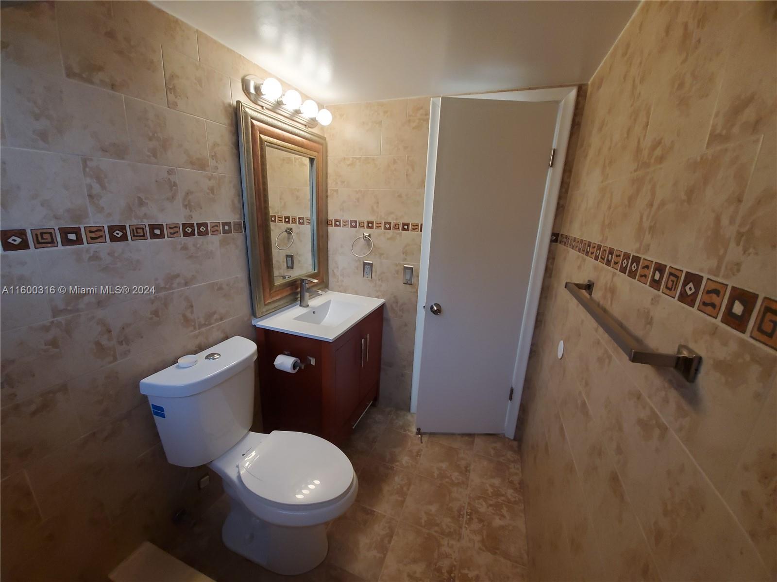 10885 NW 7 # 33 Unit: 11-33