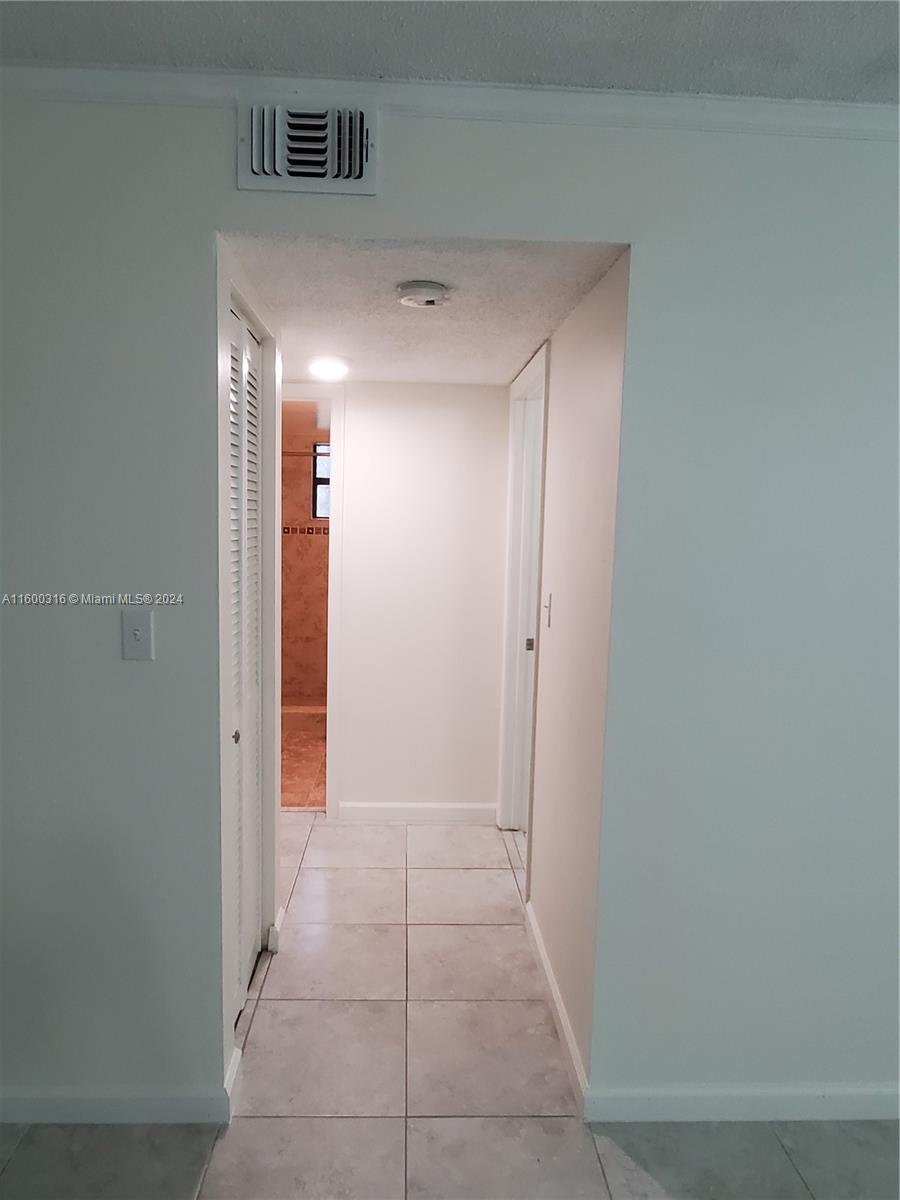 10885 NW 7 # 33 Unit: 11-33