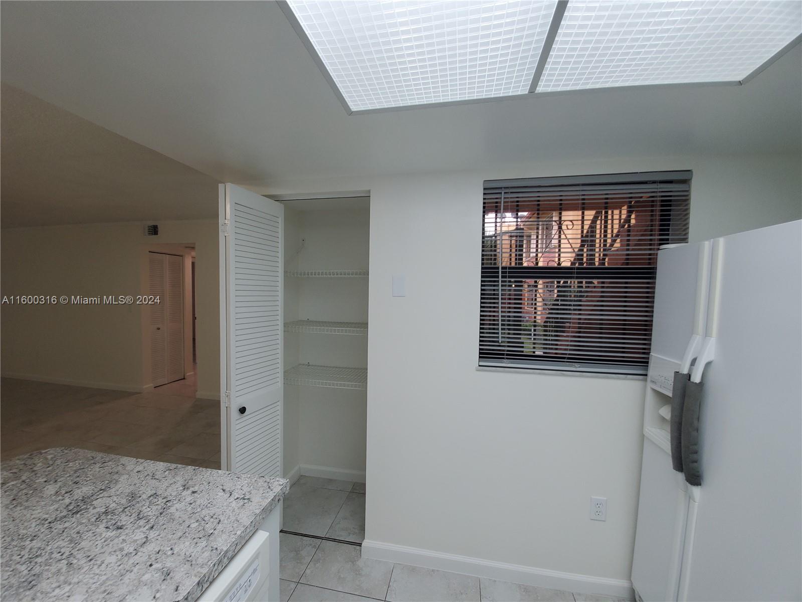 10885 NW 7 # 33 Unit: 11-33
