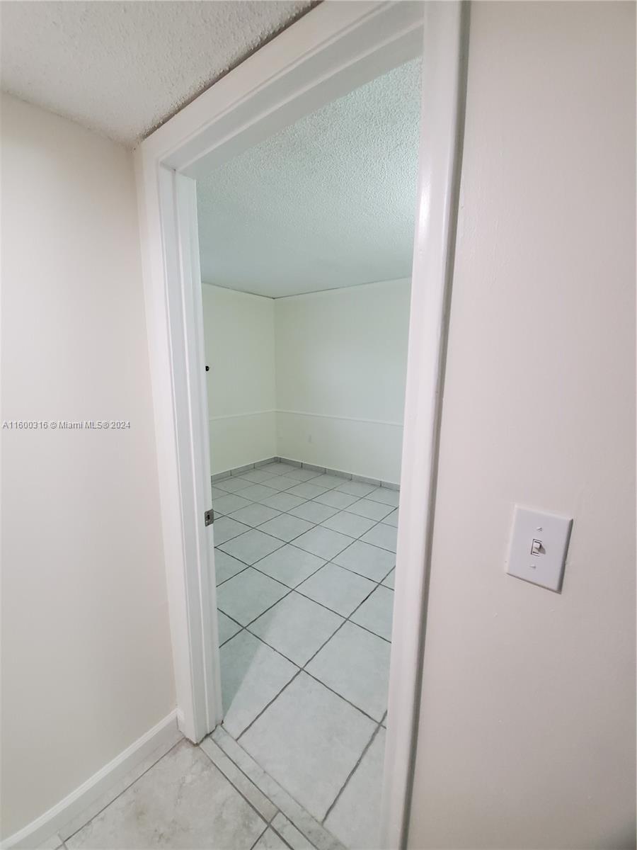 10885 NW 7 # 33 Unit: 11-33