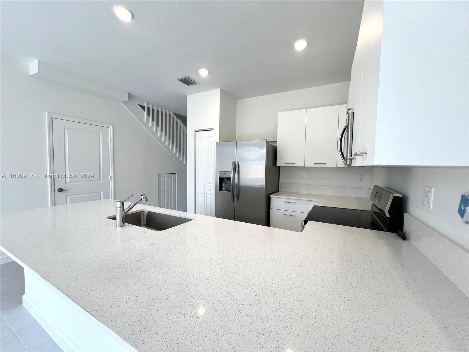 12106 NW 24th Pl