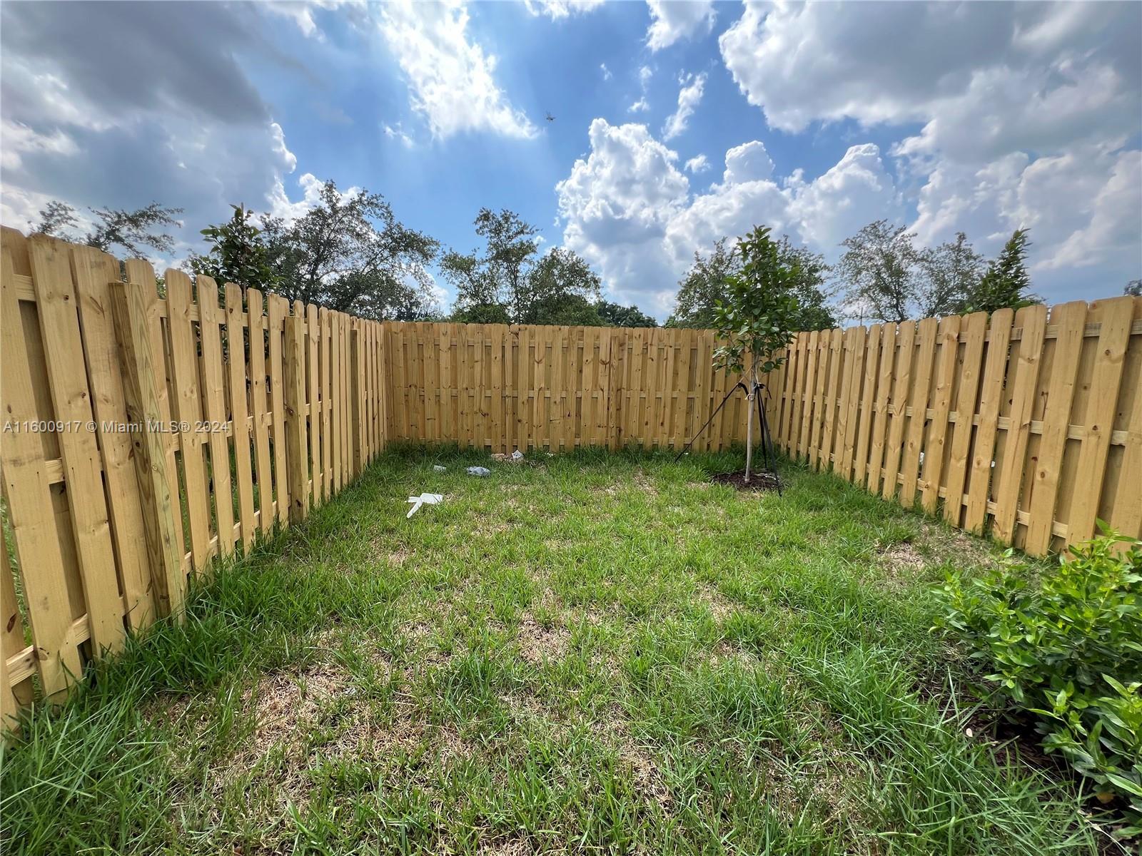 12106 NW 24th Pl