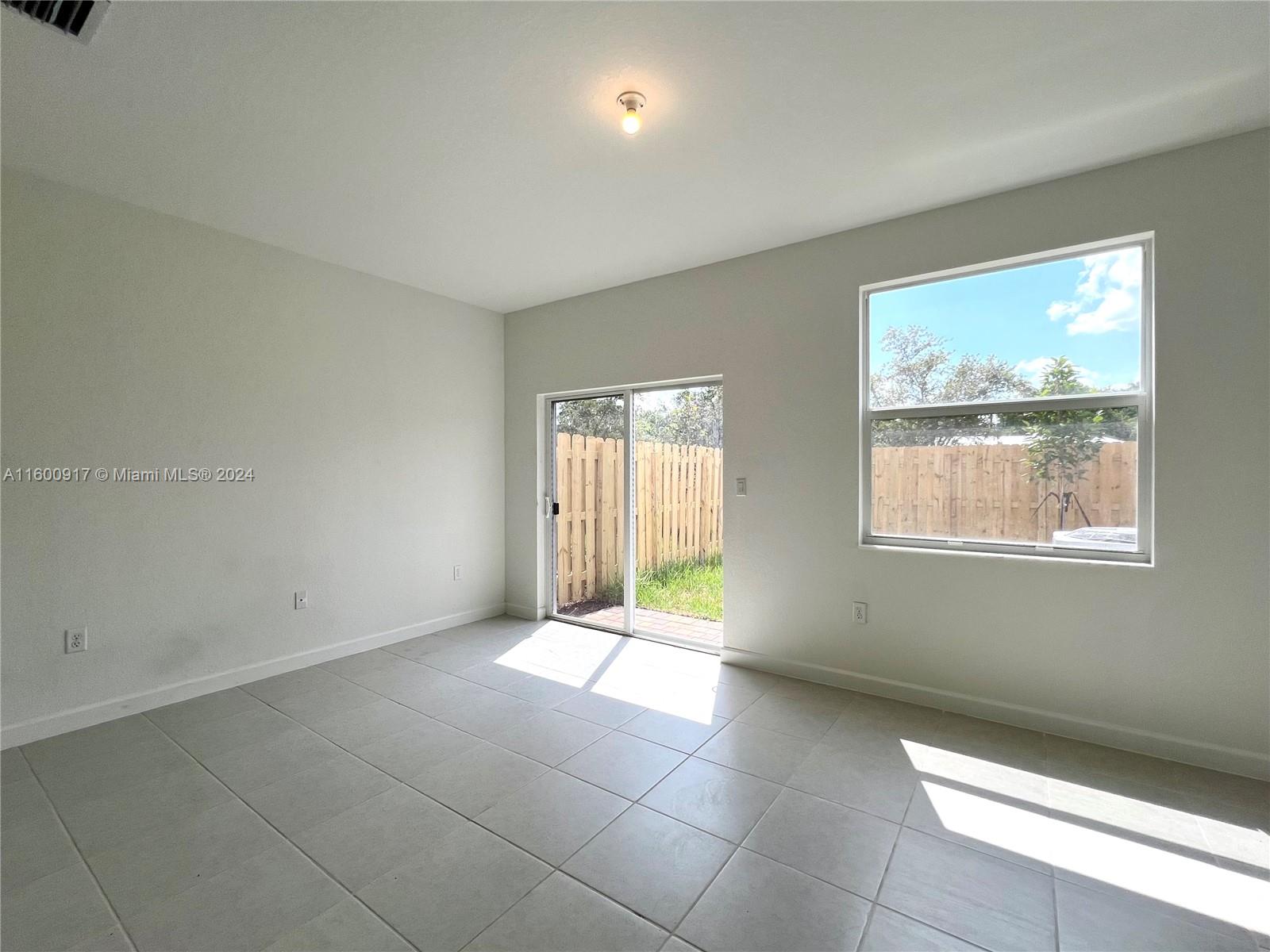 12106 NW 24th Pl