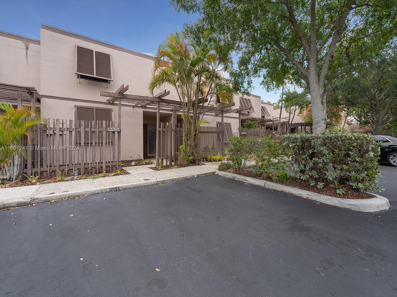 12265 NW 11th St