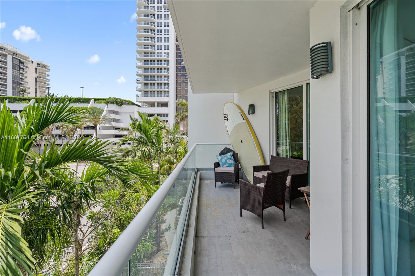 6362 Collins Ave # 303