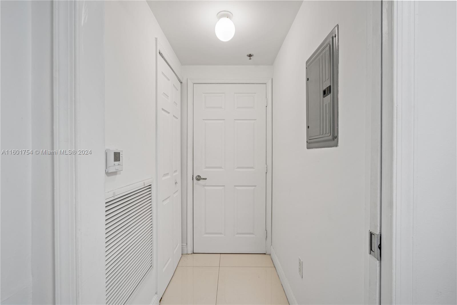 6362 Collins Ave # 303