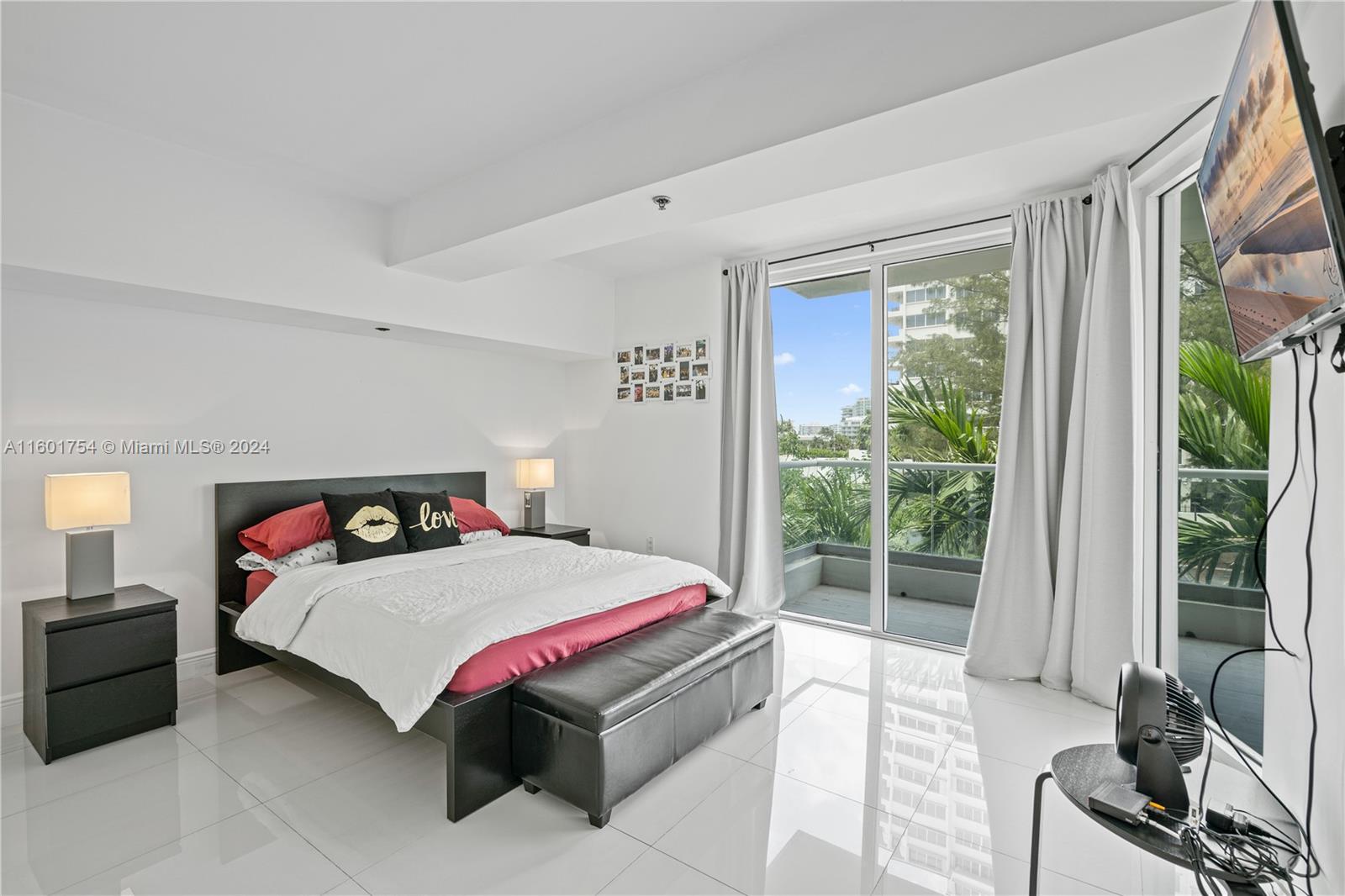 6362 Collins Ave # 303