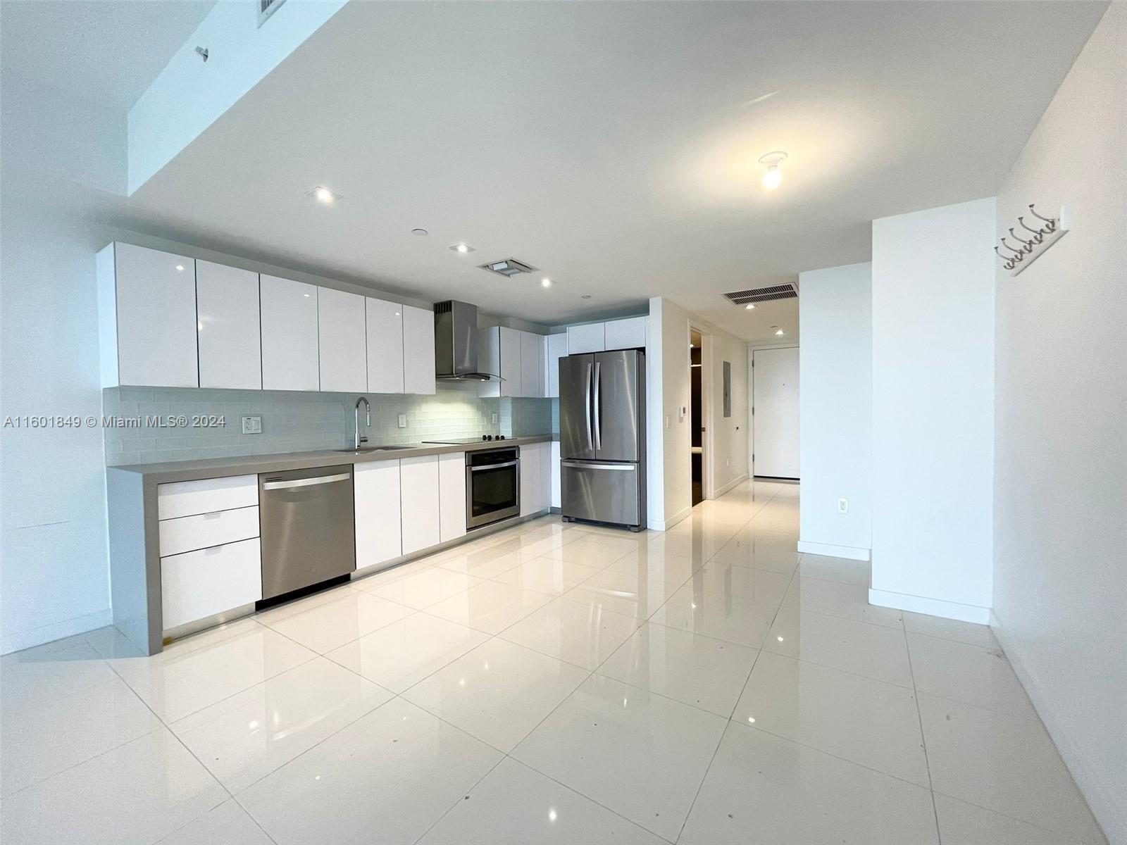 1600 NE 1st Ave # 3002