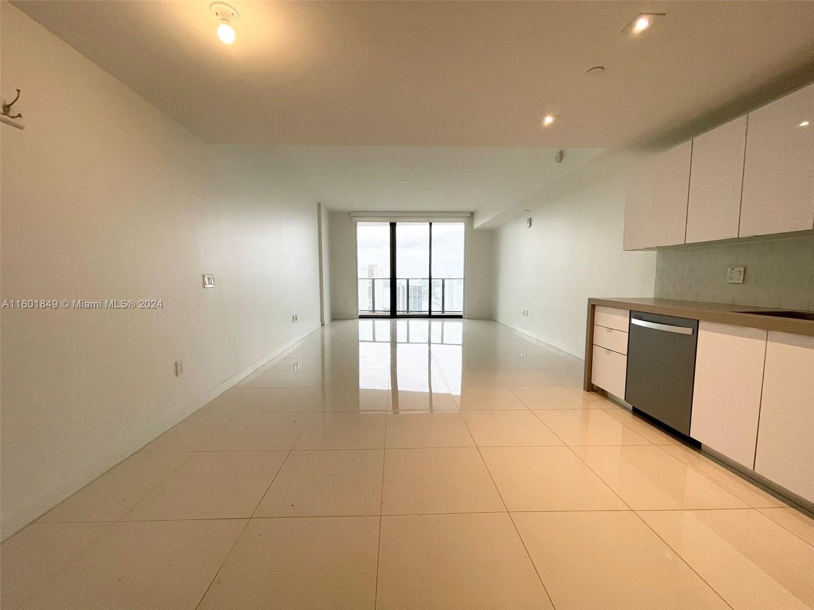 1600 NE 1st Ave # 3002