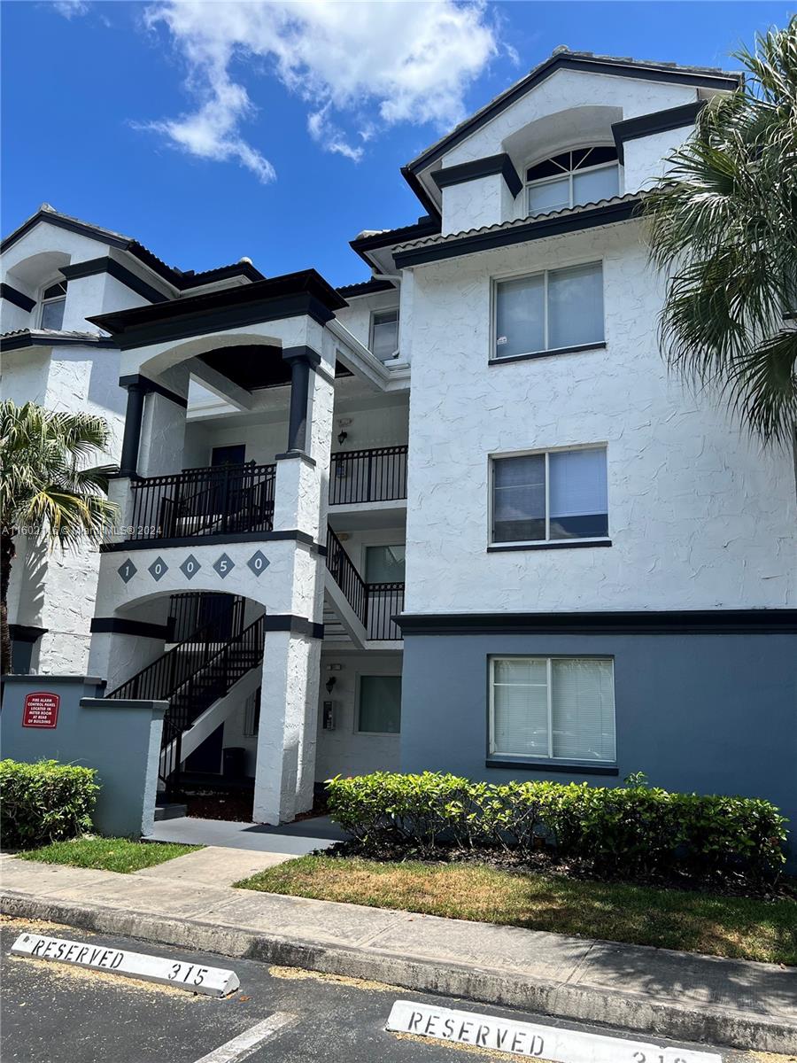 10050 NW 44th Ter # 205