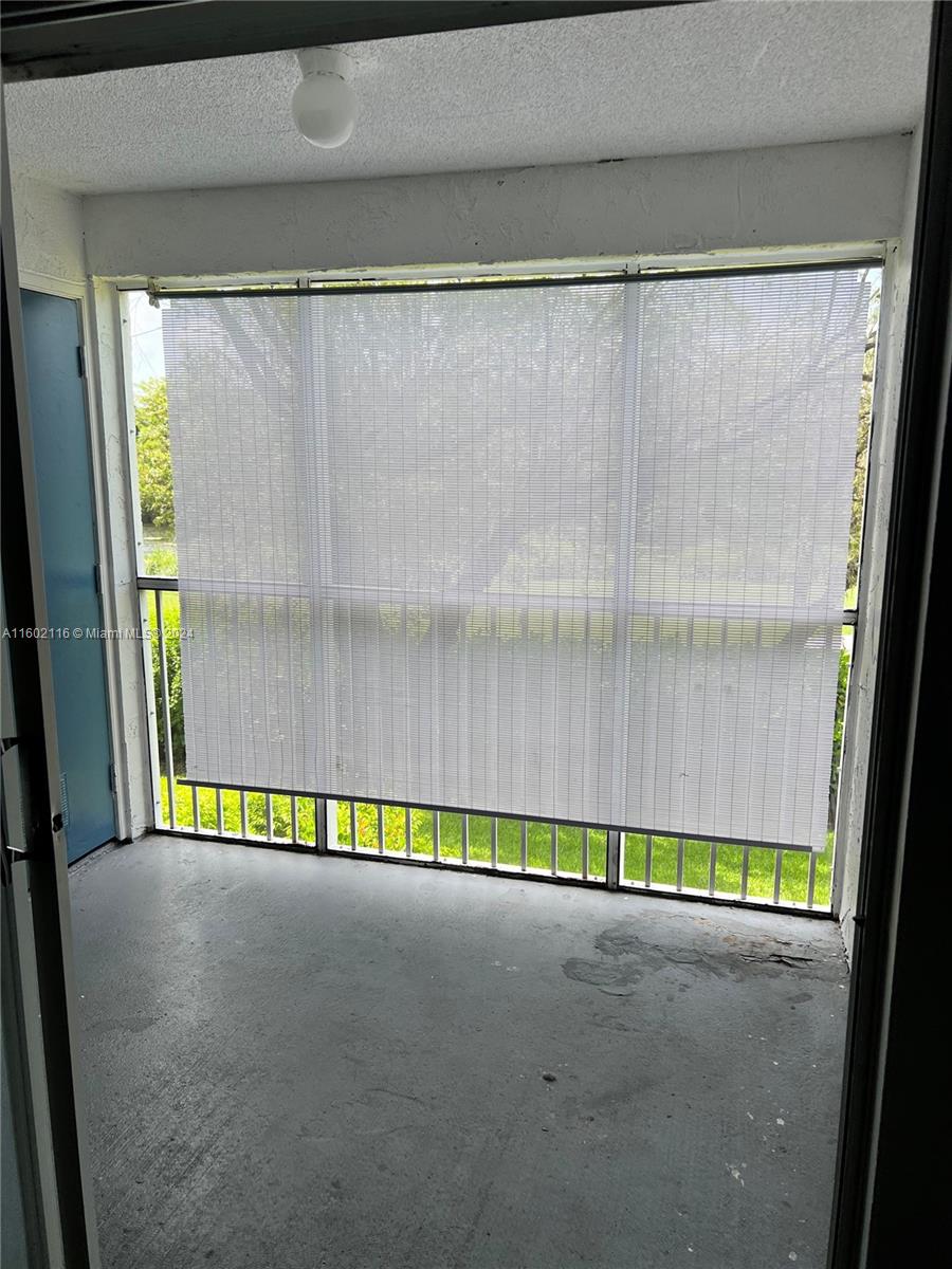 10050 NW 44th Ter # 205