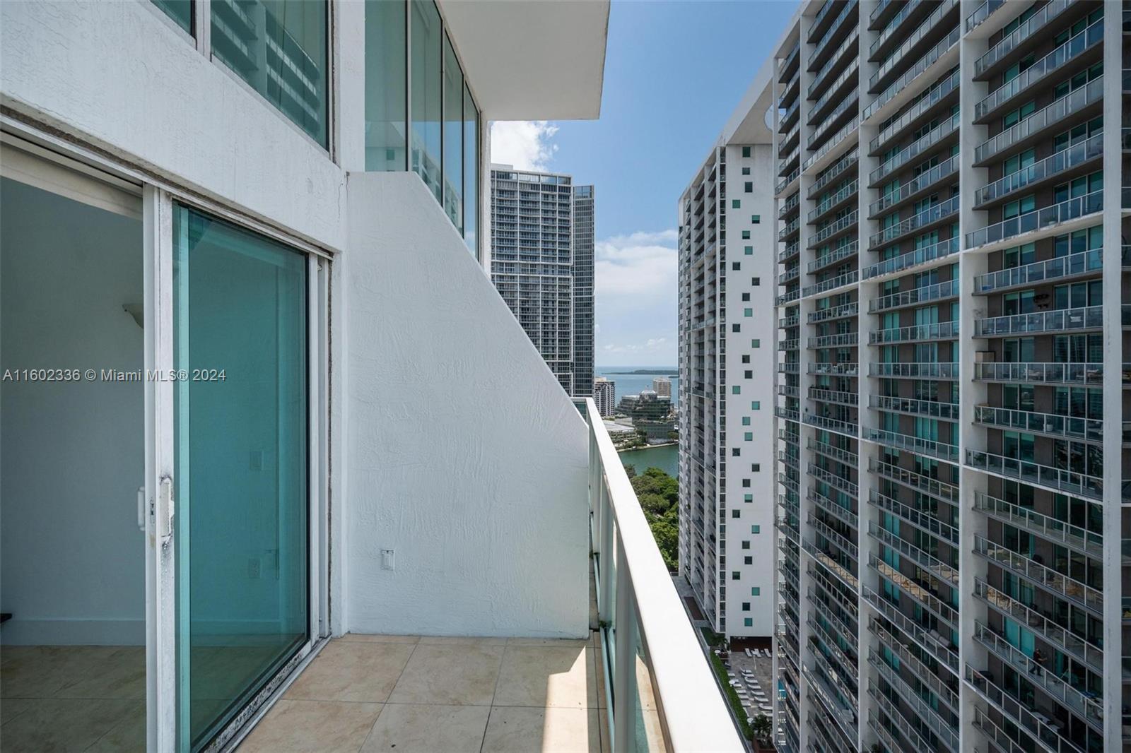 41 SE 5th St # 1704