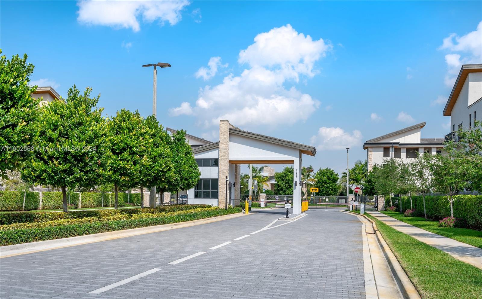 10461 NW 82nd St # 10