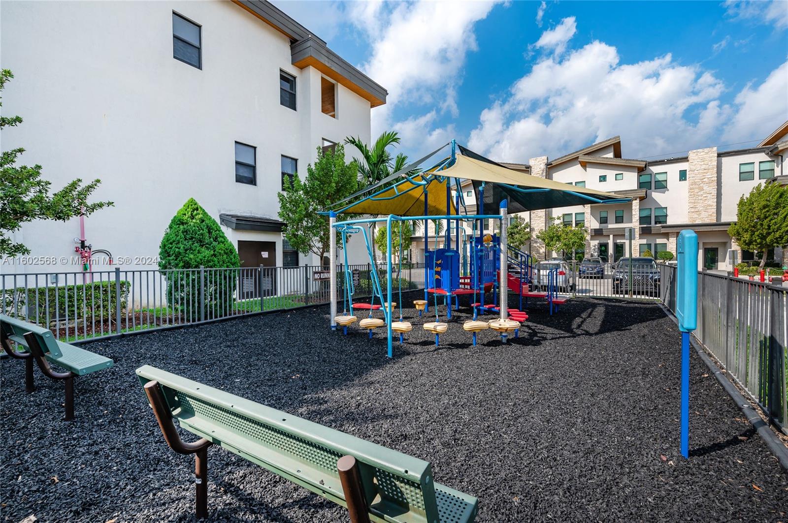 10461 NW 82nd St # 10