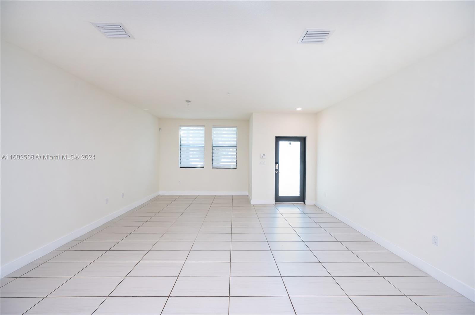 10461 NW 82nd St # 10