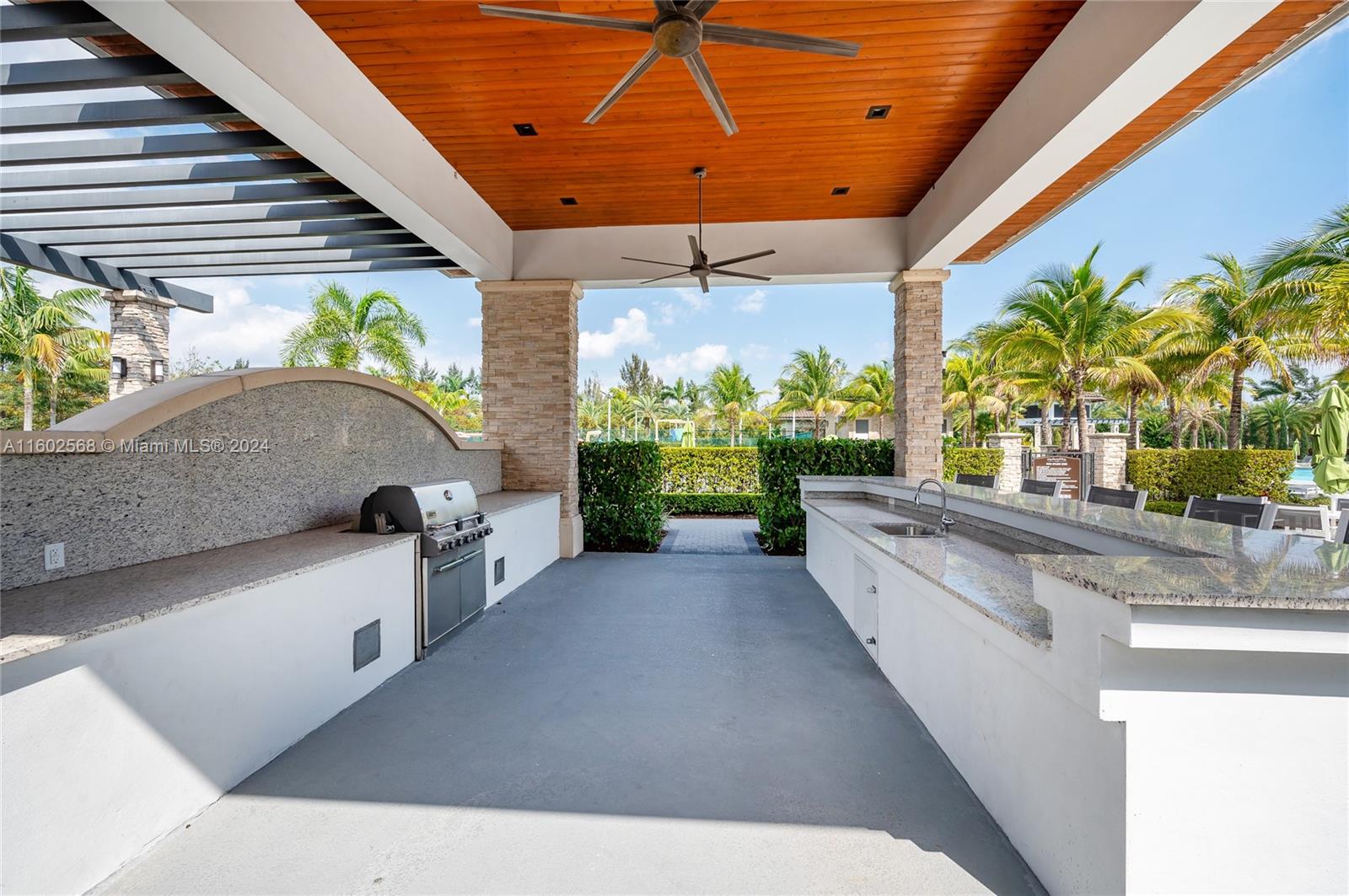 10461 NW 82nd St # 10