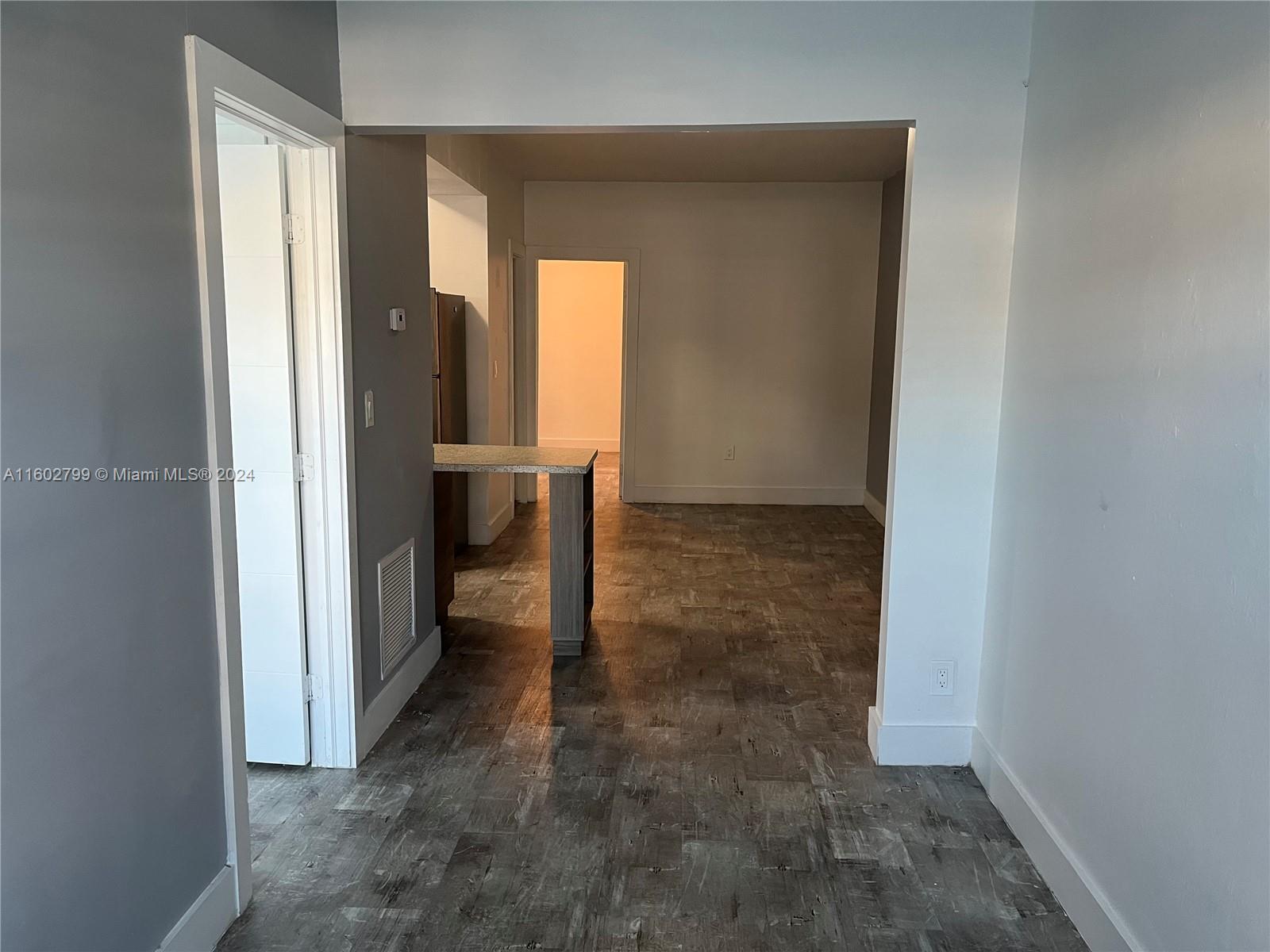 130 Antiquera Ave # 4