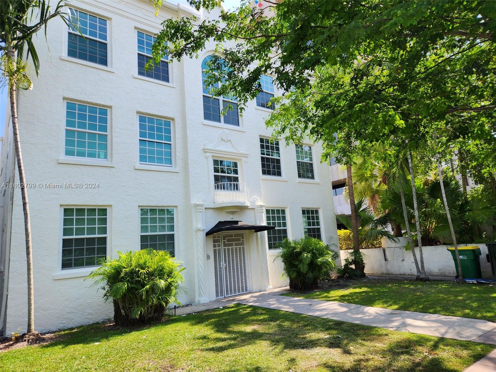 130 Antiquera Ave # 4