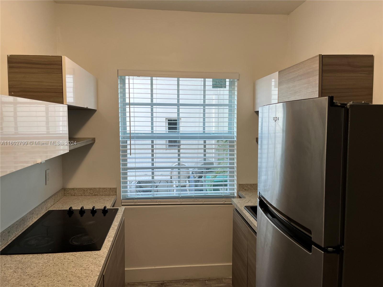 130 Antiquera Ave # 4