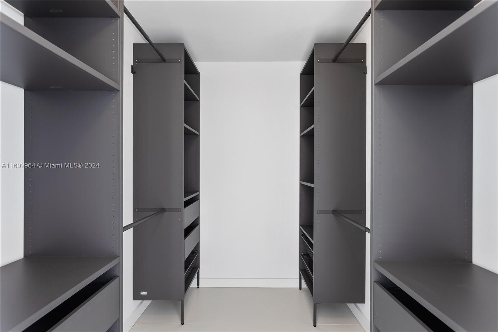 501 NE 31st St # 1608