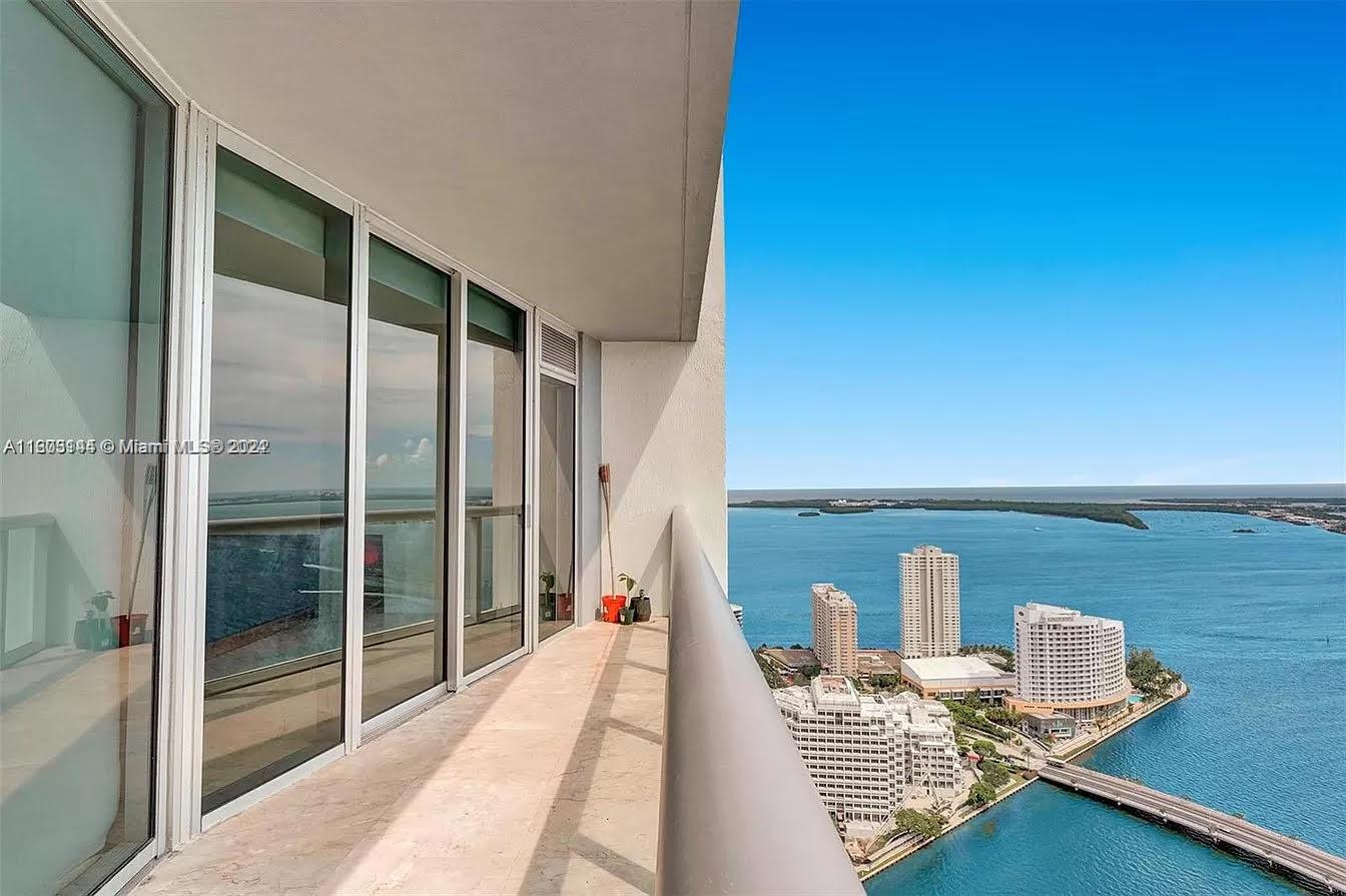 495 Brickell Ave # 4809