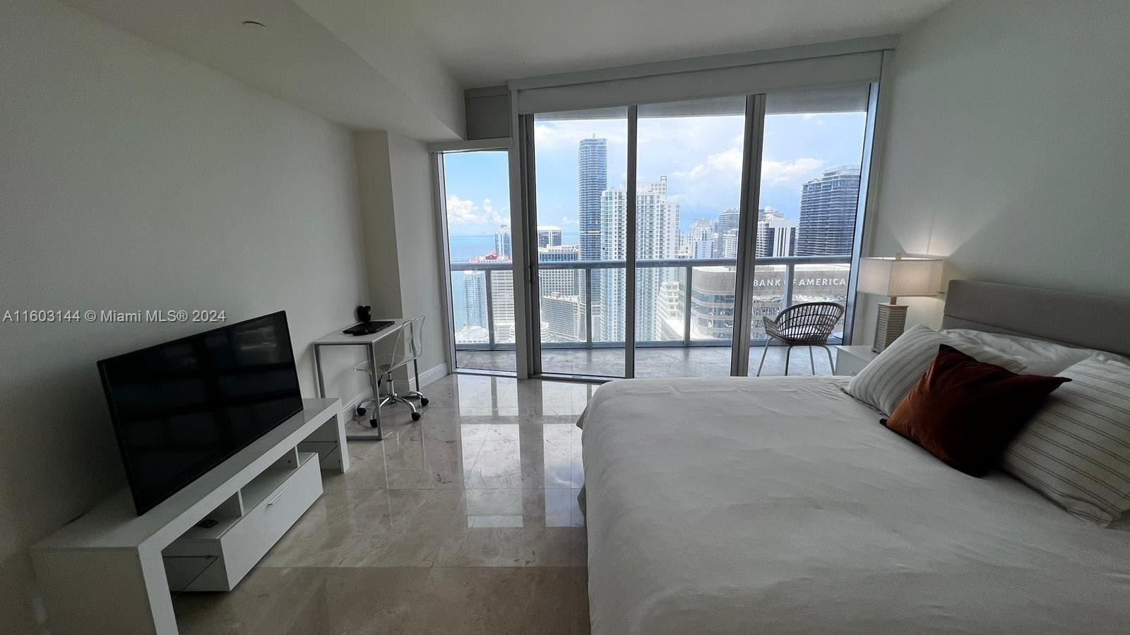 495 Brickell Ave # 4809