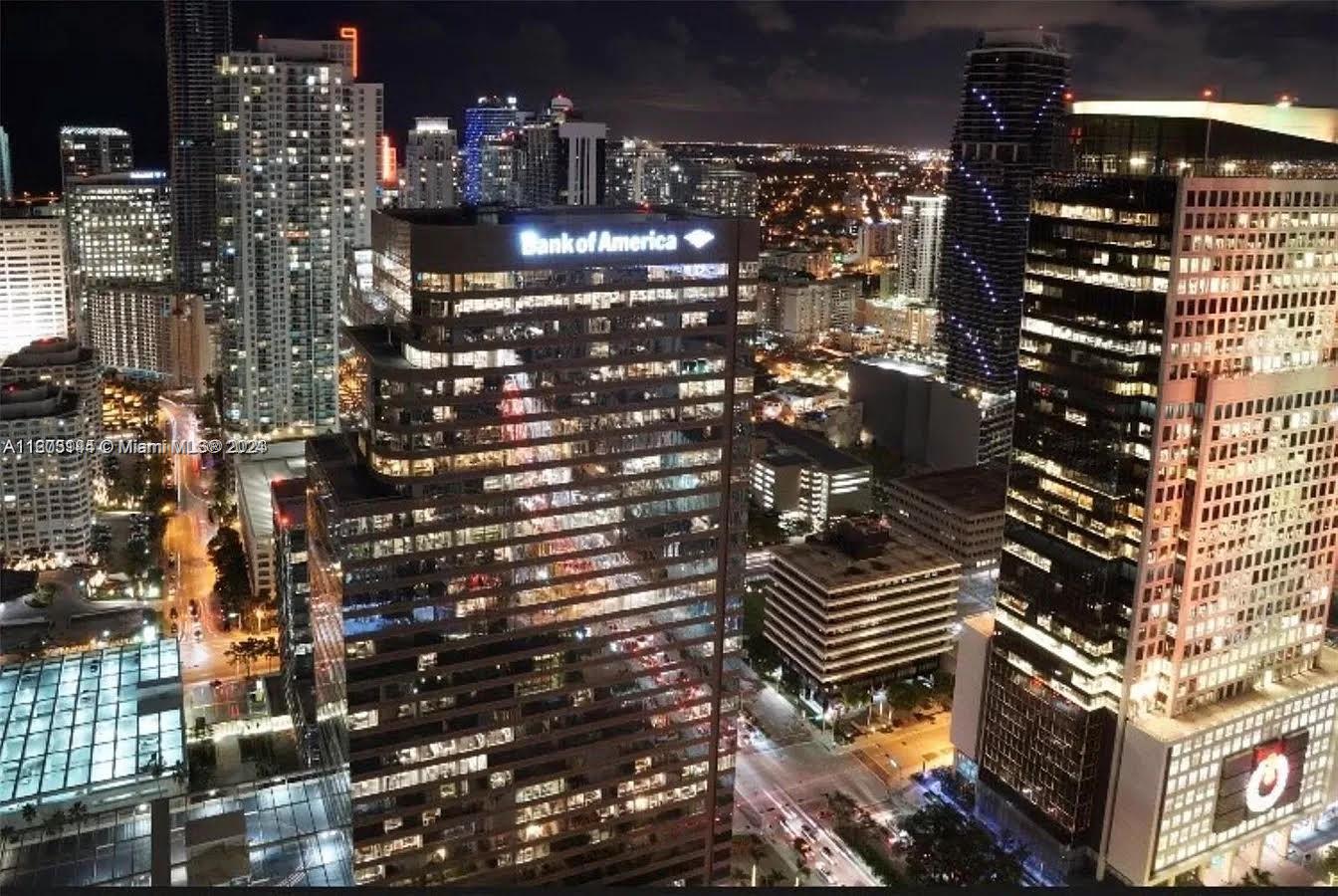 495 Brickell Ave # 4809