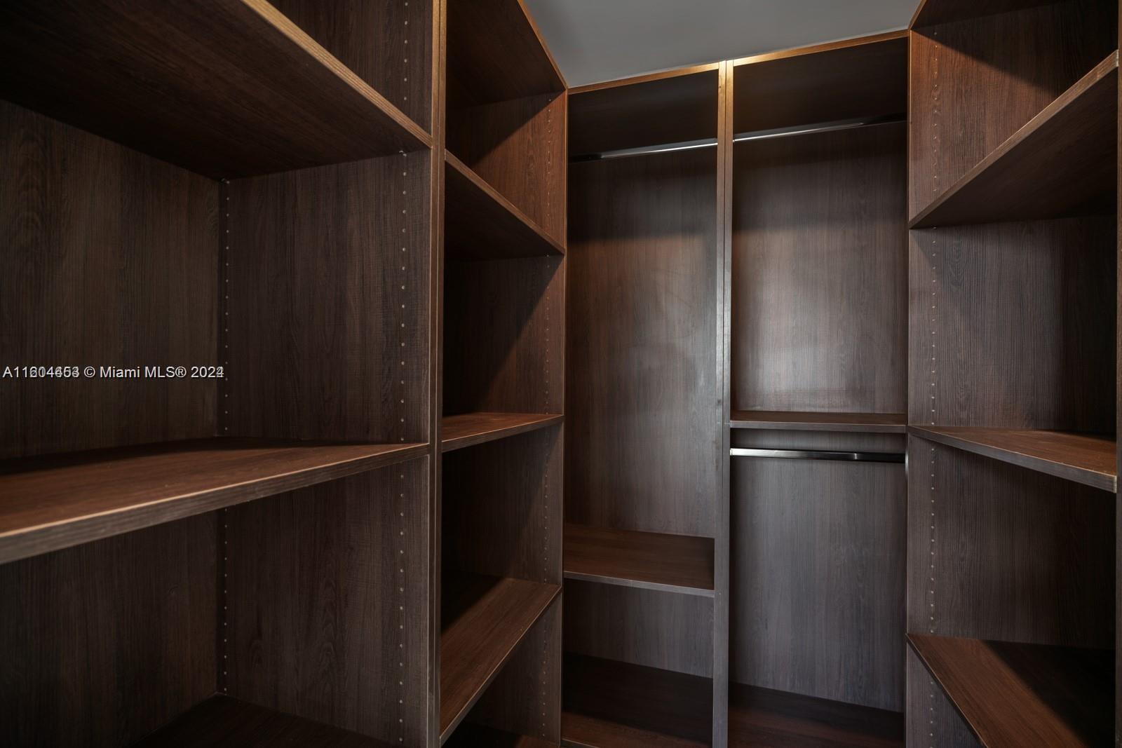 1800 NW 24th Ave # 716