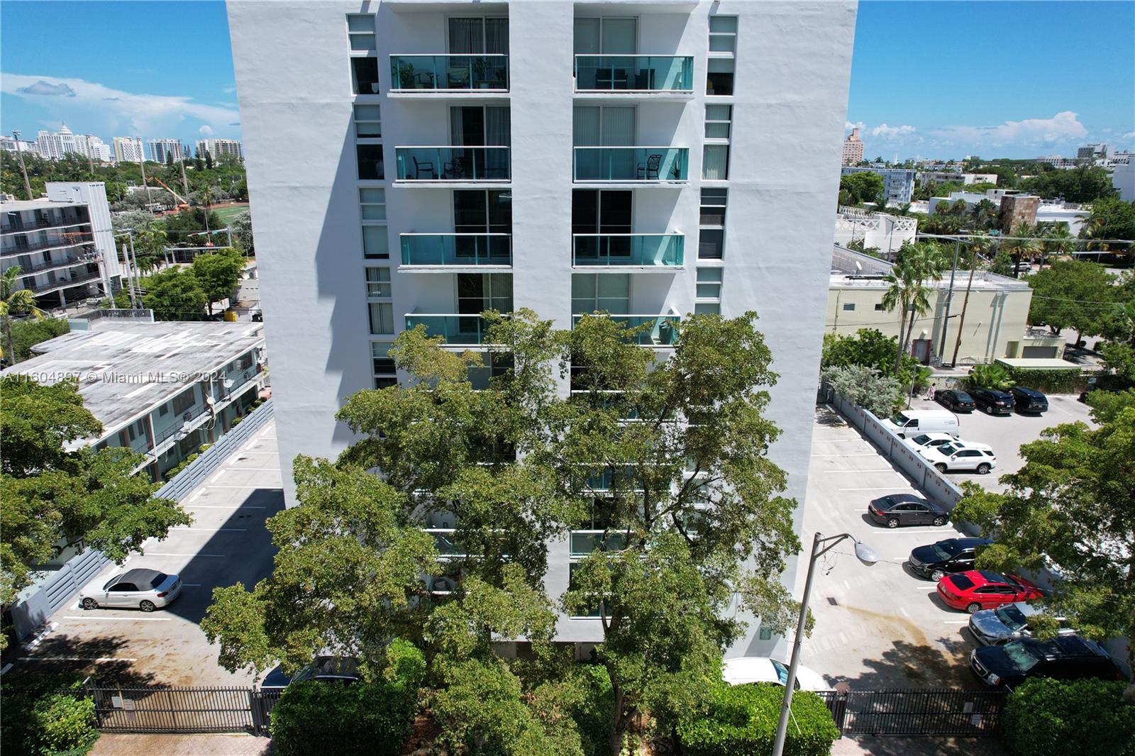 1035 West Ave # 608
