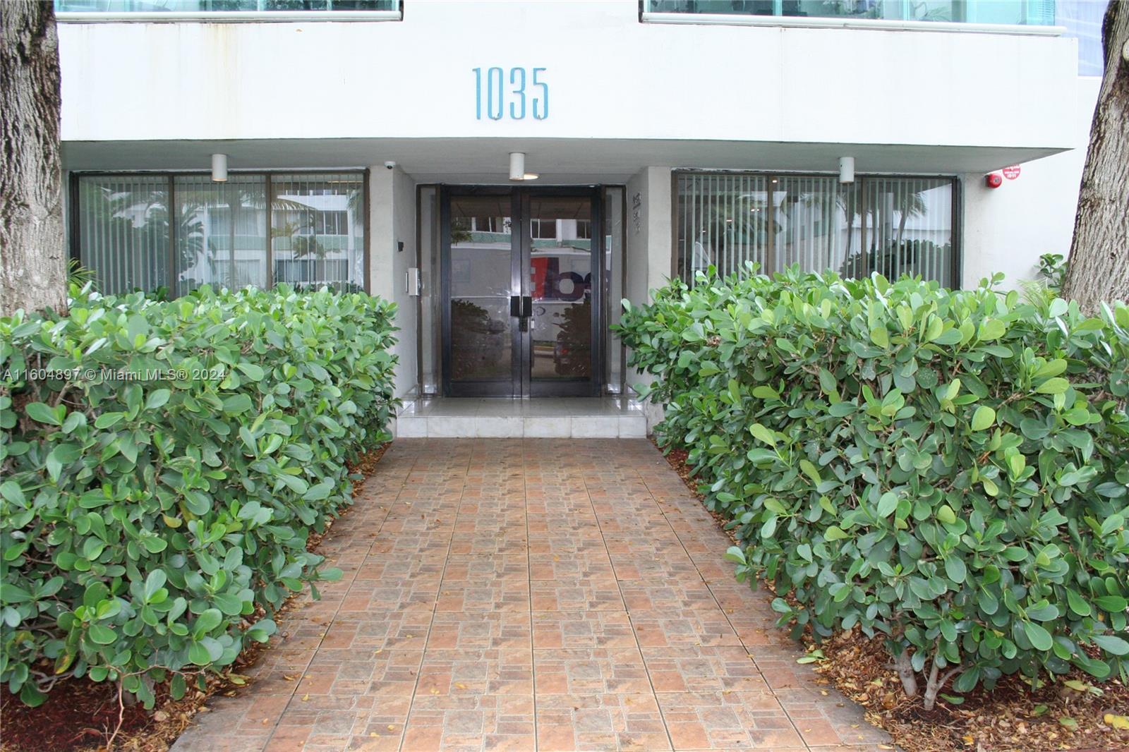 1035 West Ave # 608