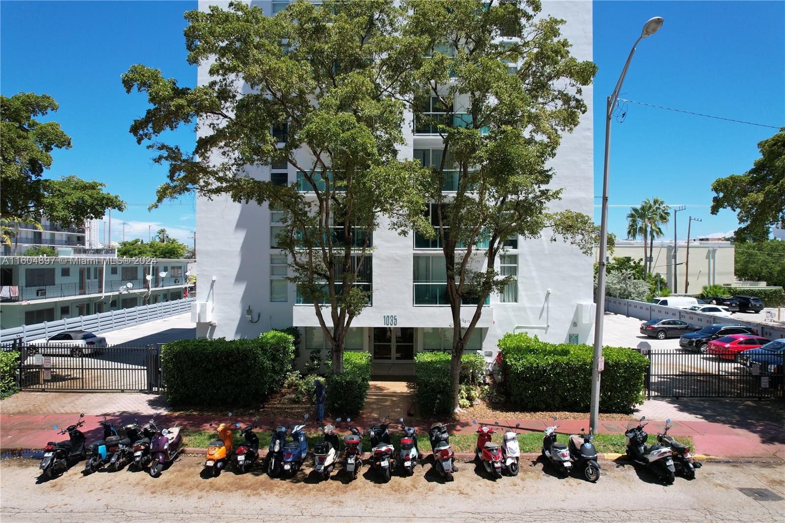 1035 West Ave # 608