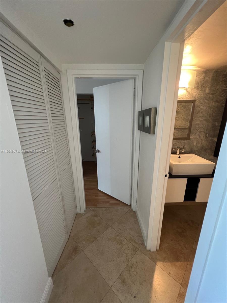 1035 West Ave # 608